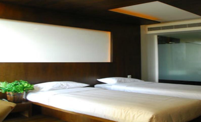 Honey Berg Resort Turkapally Room photo